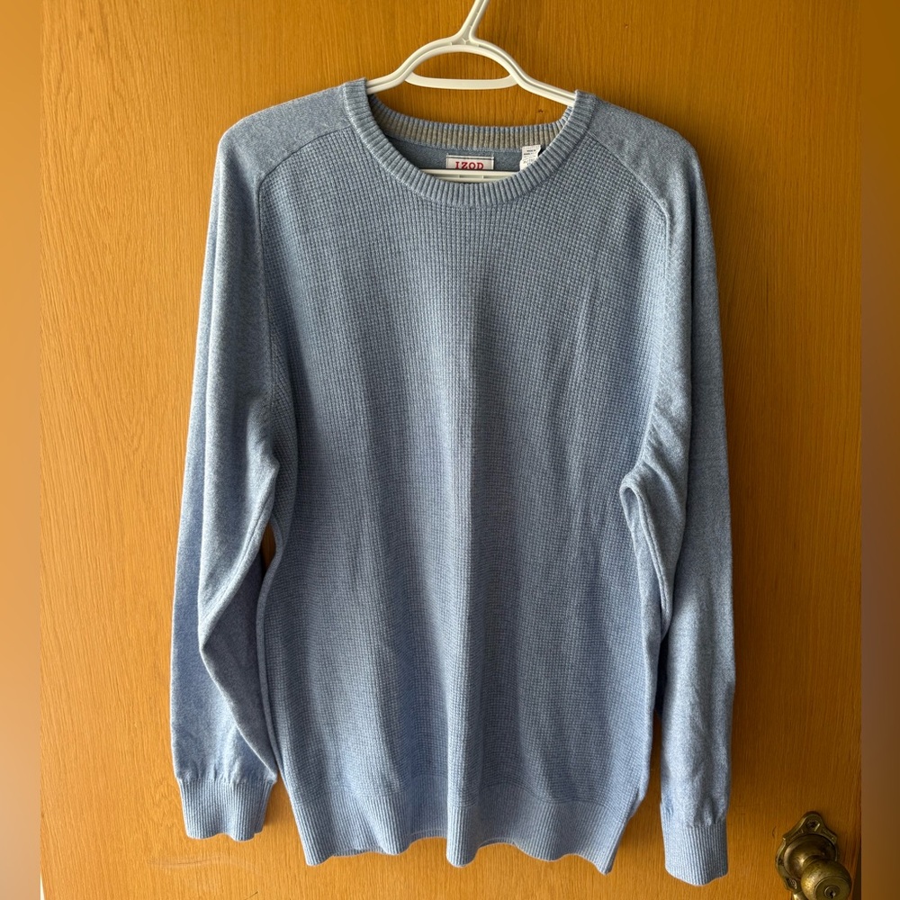Izod Crewneck Sweater Classic Knit Design